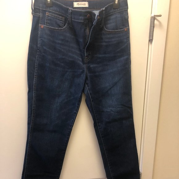 10" High-Rise Skinny Jeans in Tarren Wash - Picture 2 of 4